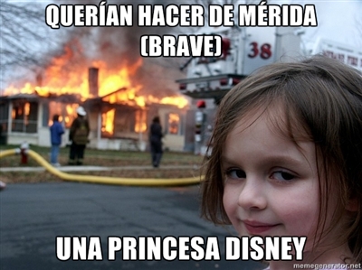 Meme de Disaster Girl sobre el cambio de imagen de Mérida.